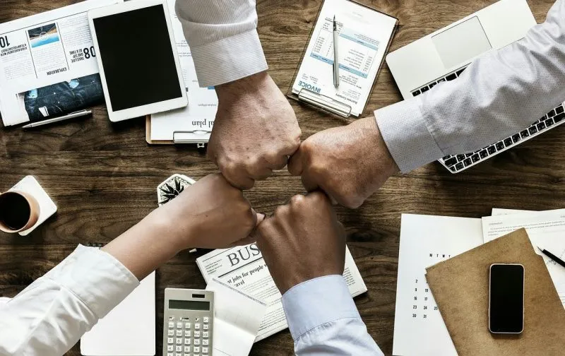 Jak zwiększyć świadomość marki poprzez działania w sieci?
